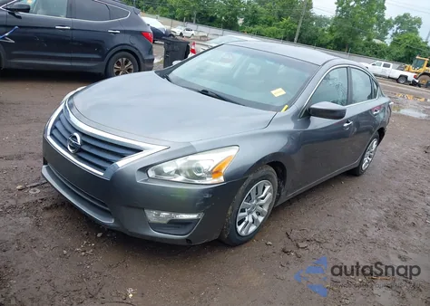 2015 Nissan Altima 2.5/2.5 S/2.5 Sl/2.5 Sv из США, поврежденный, VIN 1N4AL3AP3FC184369